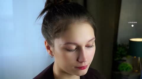Snapshot of emmyleri chatting on October 10, 1:22 am Emmy online show from October 10, 1:22 am