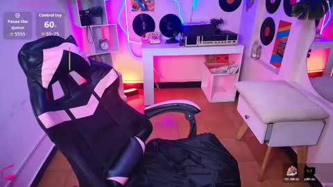 Luisa online show from July 3, 7:18 pm