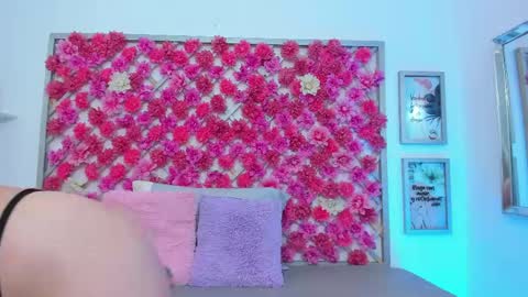 emmy rouse online show from April 11, 7:29 pm