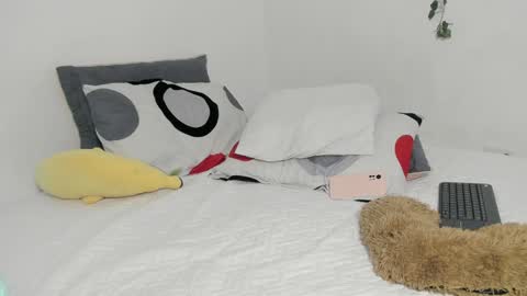 Emperatriz online show from December 15, 7:53 pm