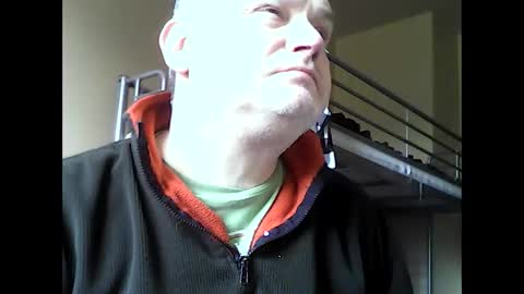 englishguysurrey online show from February 24, 10:07 am