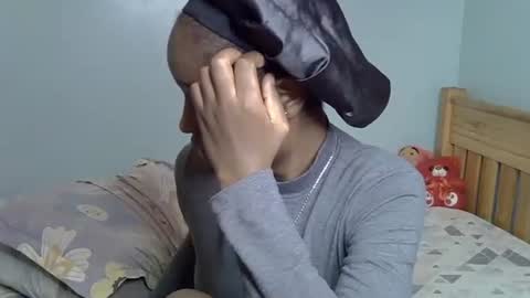 Snapshot of enkarxx chatting on February 14, 11:42 am enkarxx online show from February 14, 11:42 am