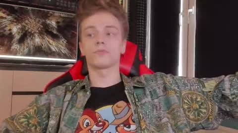 Enker online show from March 8, 1:59 pm