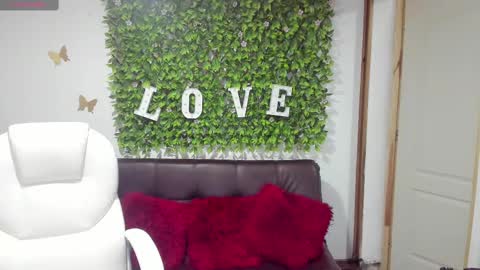 Enma clark online show from February 10, 7:07 pm