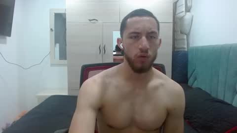 enzo_savage online show from November 18, 6:00 pm