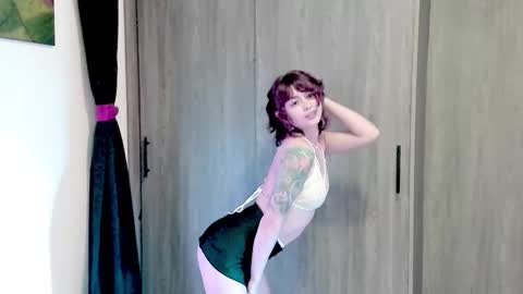 Leyla online show from November 11, 12:02 am