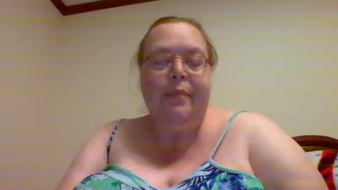 Snapshot of epic_ginger chatting on September 22, 12:20 pm epic_ginger online show from September 22, 12:20 pm