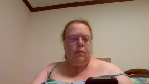 Snapshot of epic_ginger chatting on October 6, 1:40 pm epic_ginger online show from October 6, 1:40 pm