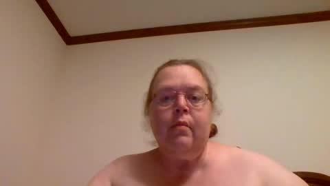 Snapshot of epic_ginger chatting on October 16, 11:03 pm epic_ginger online show from October 16, 11:03 pm