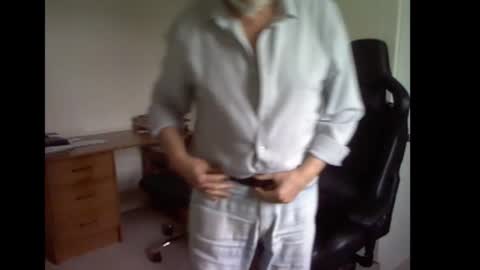 Snapshot of erasmus_d chatting on September 10, 4:52 pm erasmus_d online show from September 10, 4:52 pm