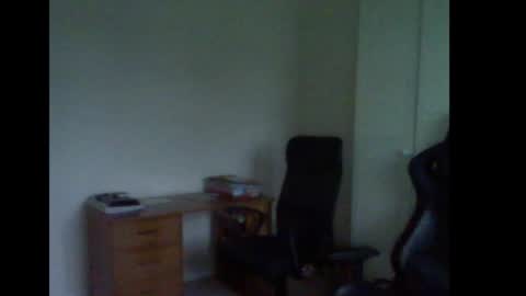 Snapshot of erasmus_d chatting on October 3, 5:10 pm erasmus_d online show from October 3, 5:10 pm