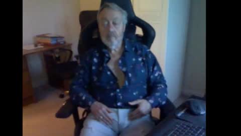 Snapshot of erasmus_d chatting on September 14, 5:25 pm erasmus_d online show from September 14, 5:25 pm