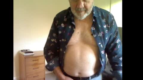 Snapshot of erasmus_d chatting on October 4, 5:11 pm erasmus_d online show from October 4, 5:11 pm