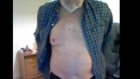 Snapshot of erasmus_d chatting on January 18, 6:21 pm erasmus_d online show from January 18, 6:21 pm