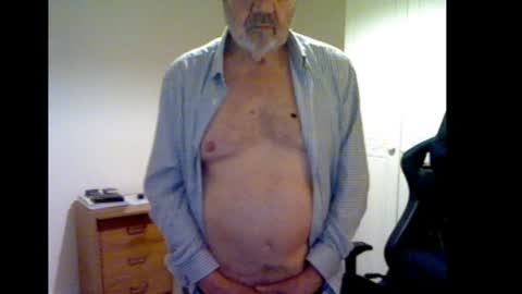 Snapshot of erasmus_d chatting on January 22, 6:31 pm erasmus_d online show from January 22, 6:31 pm