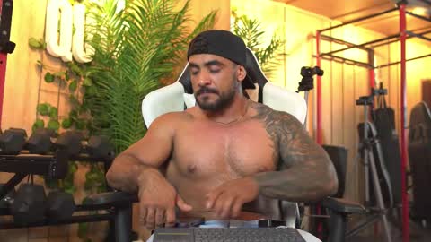 Brayan online show from February 10, 3:09 am