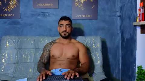Snapshot of eric_harrison1 chatting on September 28, 9:24 pm Brayan online show from September 28, 9:24 pm