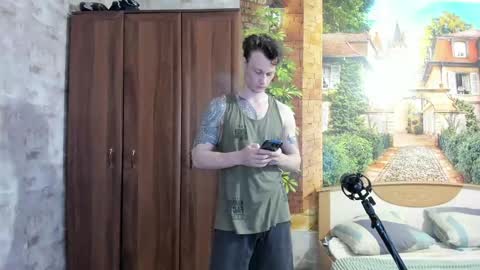 Snapshot of eric_the_vikking chatting on September 17, 11:57 am Eric online show from September 17, 11:57 am
