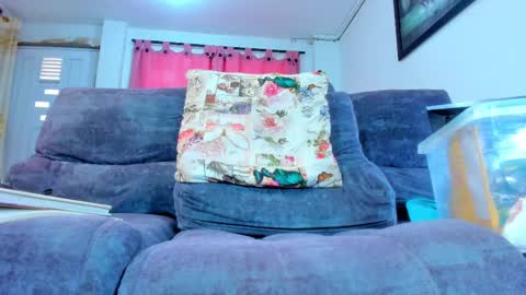 Snapshot of eric_twink18 chatting on February 24, 3:31 pm eric_twink18 online show from February 24, 3:31 pm