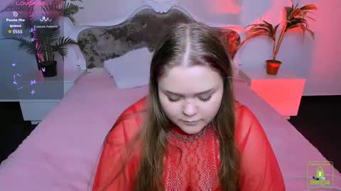 Snapshot of erica_love_ chatting on October 1, 7:40 am erica_love_ online show from October 1, 7:40 am