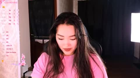 Erica Wayne online show from November 2, 7:41 am