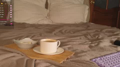 Call me Erica online show from October 20, 8:52 am