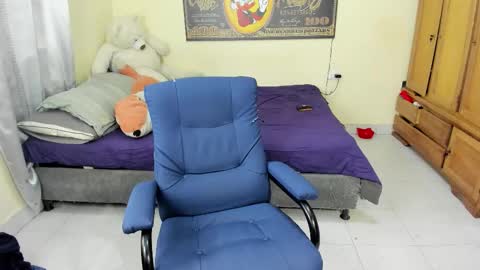 Snapshot of erick_de_rossee chatting on October 17, 7:29 pm erick_de_rossee online show from October 17, 7:29 pm