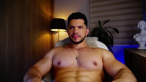 Snapshot of erick_thompson chatting on September 23, 10:05 pm Erick Thompson online show from September 23, 10:05 pm