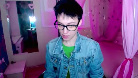 Ericka online show from November 26, 5:10 pm