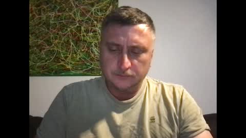 Snapshot of erik_69_69 chatting on October 18, 5:17 pm erik_69_69 online show from October 18, 5:17 pm