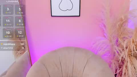 Erika Mendez online show from February 25, 7:28 pm