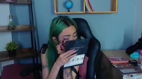 E R I K A - SAGITARIO..... online show from September 21, 12:36 am