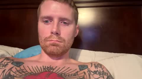 eriwat713 online show from February 28, 11:56 pm