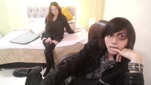 eros_nyx_ online show from December 14, 3:46 am