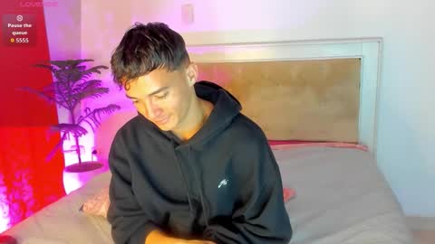 EROS ELIAM online show from March 1, 2:49 am