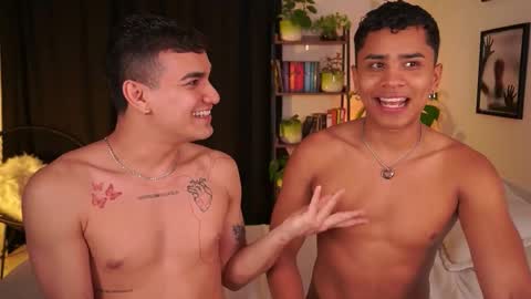 Snapshot of eroswild_ chatting on September 30, 4:01 am Eros Wild online show from September 30, 4:01 am