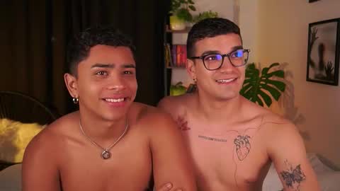 Snapshot of eroswild_ chatting on October 4, 2:31 am Eros Wild online show from October 4, 2:31 am