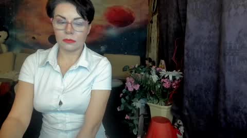 Snapshot of erotic_dessire chatting on January 12, 5:54 pm Eve online show from January 12, 5:54 pm