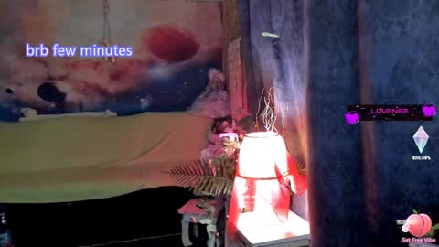 Snapshot of erotic_dessire chatting on January 23, 10:22 pm Eve online show from January 23, 10:22 pm