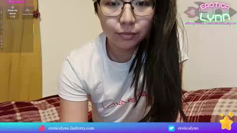 Lynn   online show from December 15, 6:26 pm