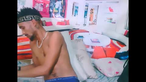 Liam online show from February 23, 6:54 pm