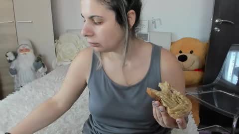 eroticsensualkitty4u online show from February 25, 7:56 am