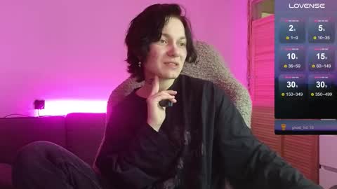 esajukyy online show from January 9, 2:44 pm