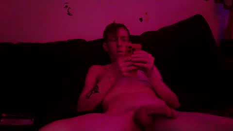 Snapshot of esc_del chatting on December 19, 8:44 pm esc del online show from December 19, 8:44 pm