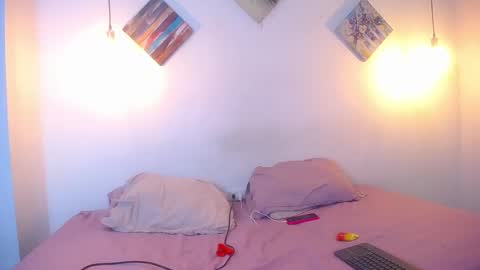 Scarlett online show from December 15, 4:30 am