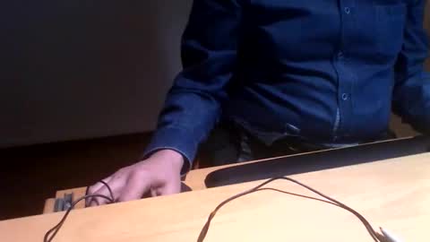 esclavo_hot online show from November 7, 6:10 pm