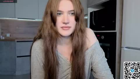 EshleGreen online show from April 20, 12:19 pm