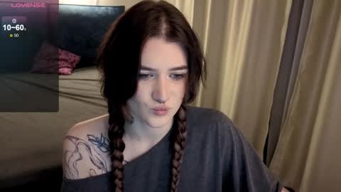 EshleGreen online show from January 12, 3:30 pm