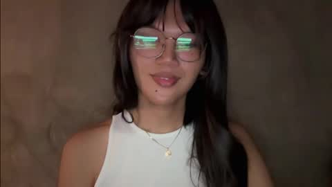 Chelliane online show from December 18, 4:08 am