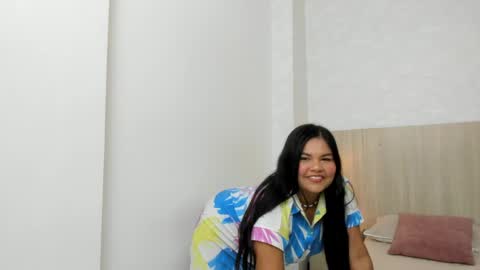 Esmeralda online show from March 30, 7:58 pm